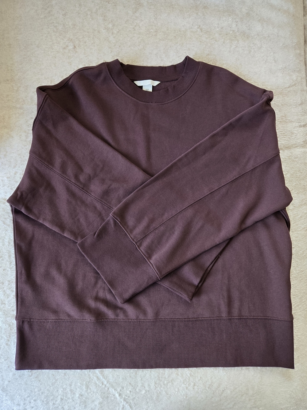 H&M Oversized Burgundy Crewneck Sweater